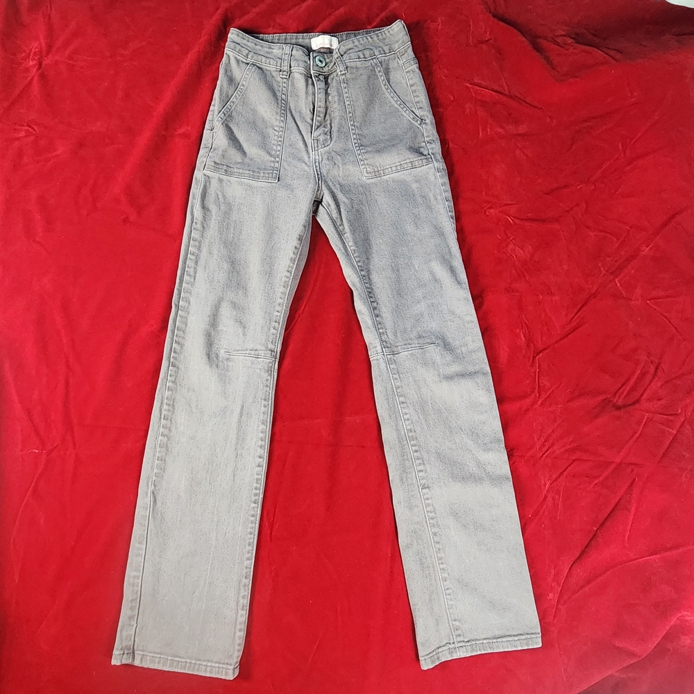 Stylish Gray Women's Straight Leg Jeans